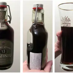 Butelka i szklanka z ciemnym piwem. Etykieta informuje o składzie chemicznym piwa: woda, chmiel, słód jęczmienny.